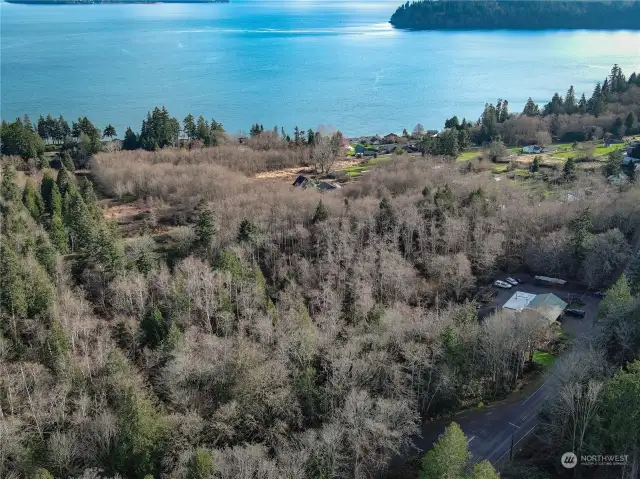 Located just north of the Port Ludlow Resort Community in quiet and rural Jefferson County. Access to nearby parks and boat launch as well as marina and golf course.