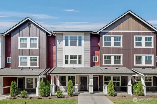 19244 NE 69th Circle Unit 104 ~ Ready Now
