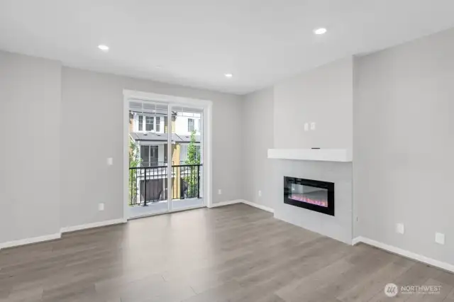 19244 NE 69th Circle Unit 104 ~ Ready Now