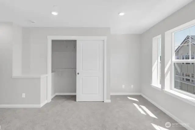 19244 NE 69th Circle Unit 104 ~ Ready Now