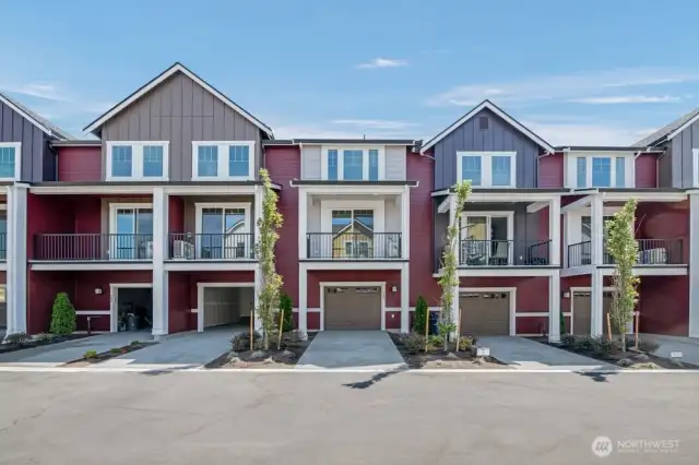 19244 NE 69th Circle Unit 104 ~ Ready Now