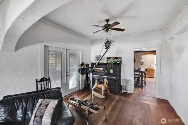 Living Room to Kitchen