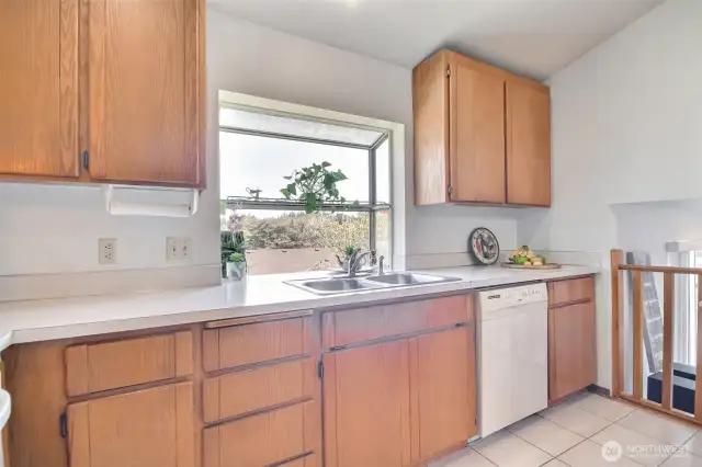 Garden window at kitchen sink area