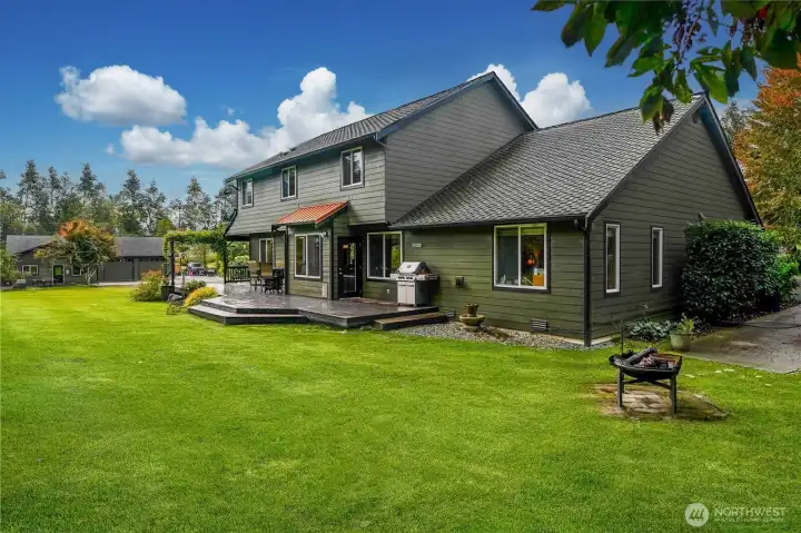 Back deck & side yard