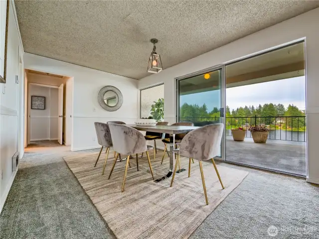 Savor memorable meals framed by panoramic views of the lake, all from the comfort of your dining room