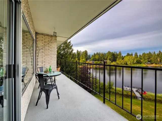 A peaceful retreat, the second balcony provides the perfect setting to relax and take in the lake every day.