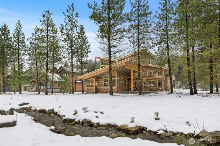 Creekside at Paintbrush Lakes