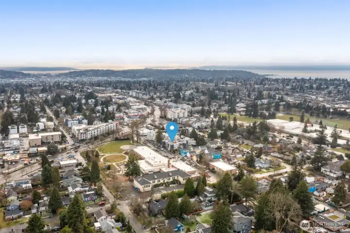 Located just across from the park in this vibrant neighborhood—this community is unbeatable.