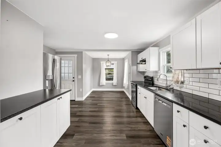 SS appliances new in 2022.