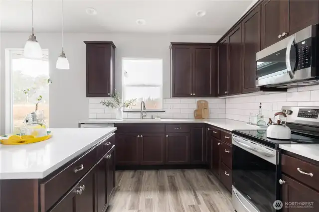 **Photos of a similar home built by this builder**