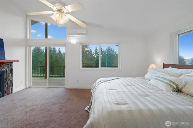 Guest House bedrooms access to deck