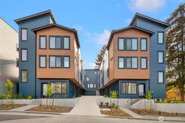 New Townhome is in the heart of all that Wallingford has to offer!