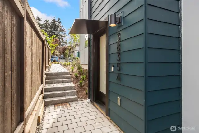 New Townhome - Move-in Ready!