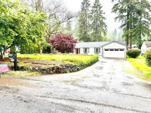 Entrance to loop driveway