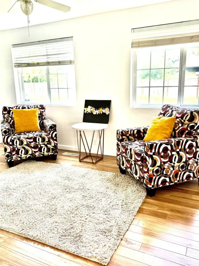 Sitting room on the side of the master bedroom - perfect for home office or relaxation