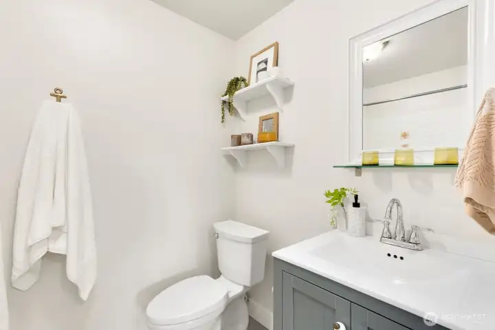 Main floor full bathroom.