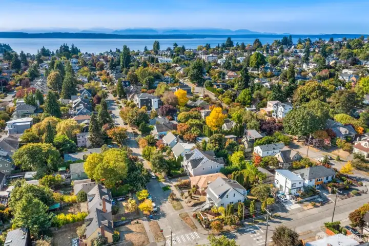 And not far from Sunset Hill either - Golden Gardens is due west!
