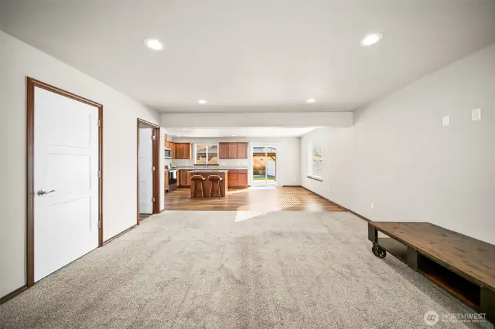 Open concept living room & kitchen