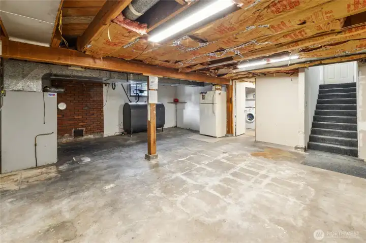 TONS of room down here for you to finish and turn into your personal workout room or moving theater or additional living quarters, ADU?