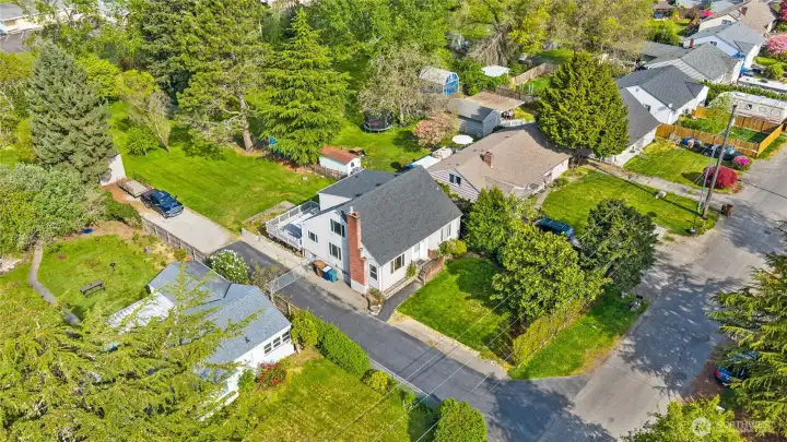 Overhead view of home and property, LOOK at that parking area!!!