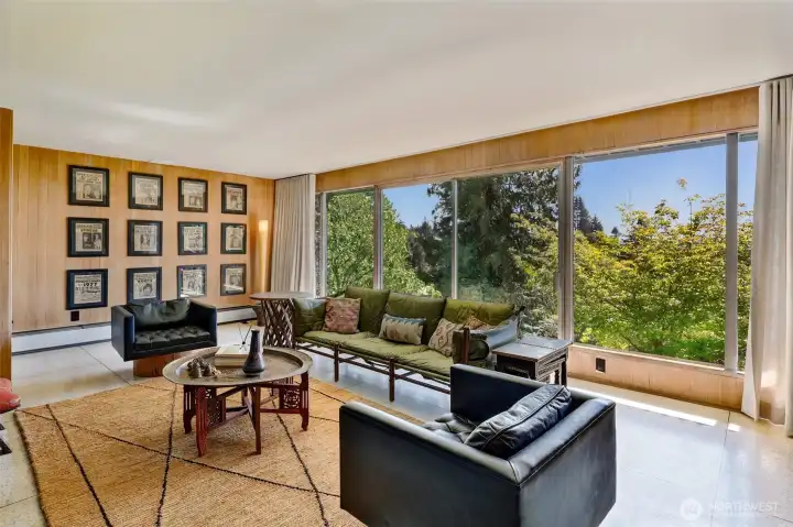 Large, bright family room/den Large, bright family room/den