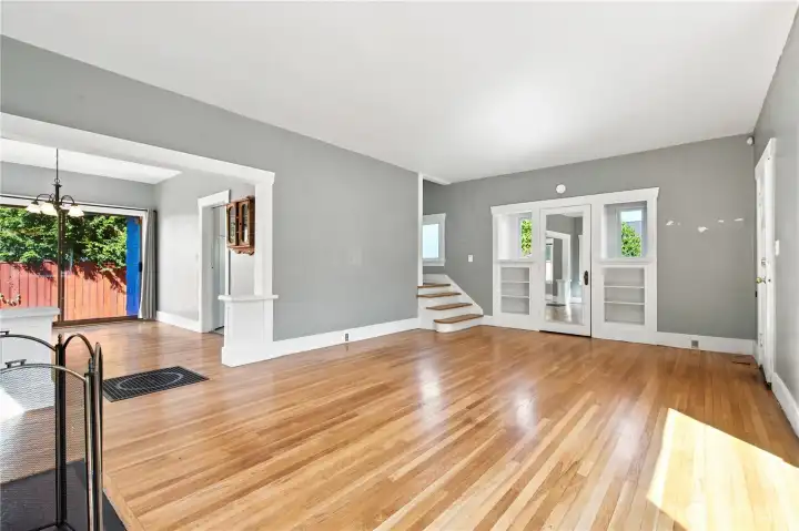 Living Room Unsatged