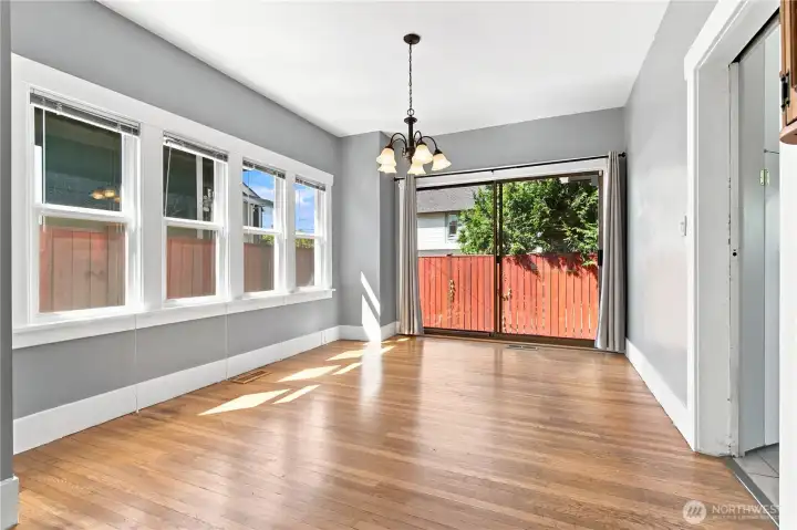 Dining Room Unstaged