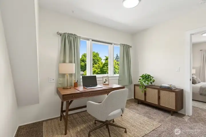 Room off of Primary VS