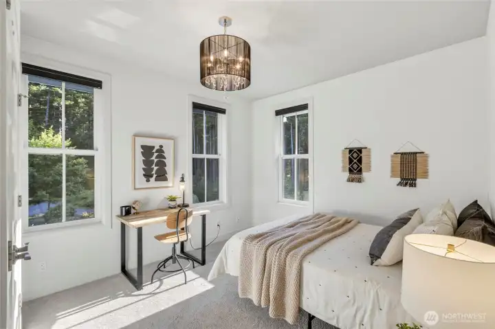 3rd Bedroom - Light & Bright!