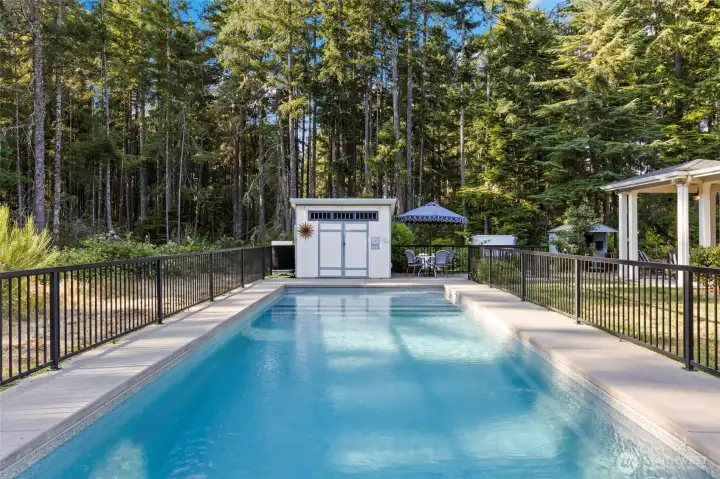 Storage for all the pool needs