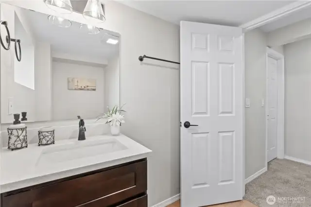 B/Lower Floor: Full Bath w/Custom Tiled Shower (Bath 3)
