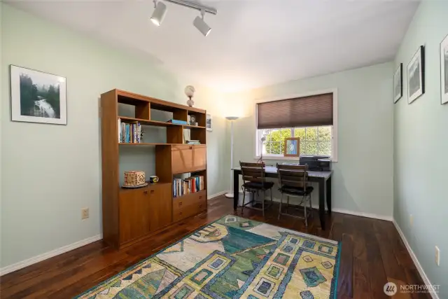 Office can also be a bedroom--comes with a closet