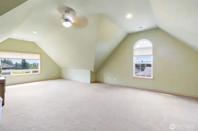 bonus room