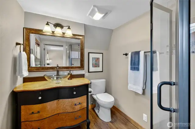 Primary bath with lots of light.