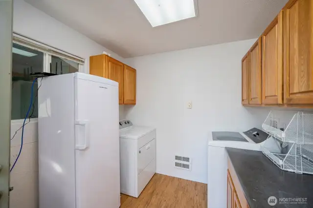 Washer & Dryer