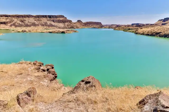 Seep Lakes