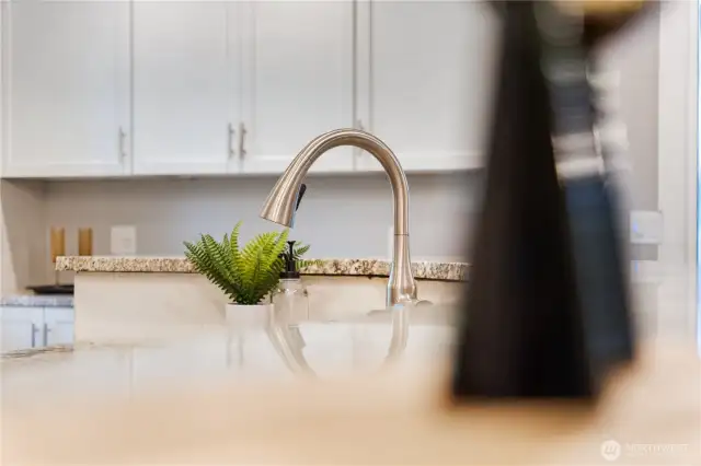 Kitchen 4