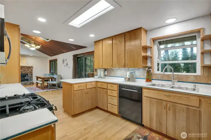 Newer dishwasher and gas stove...