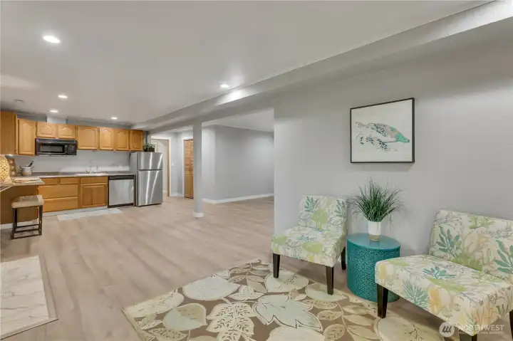 This spot is a great "CATIO" space or a work day KENNEL for FIDO...or a CIGAR room...while watching sports of course!! You can see the TV from here....