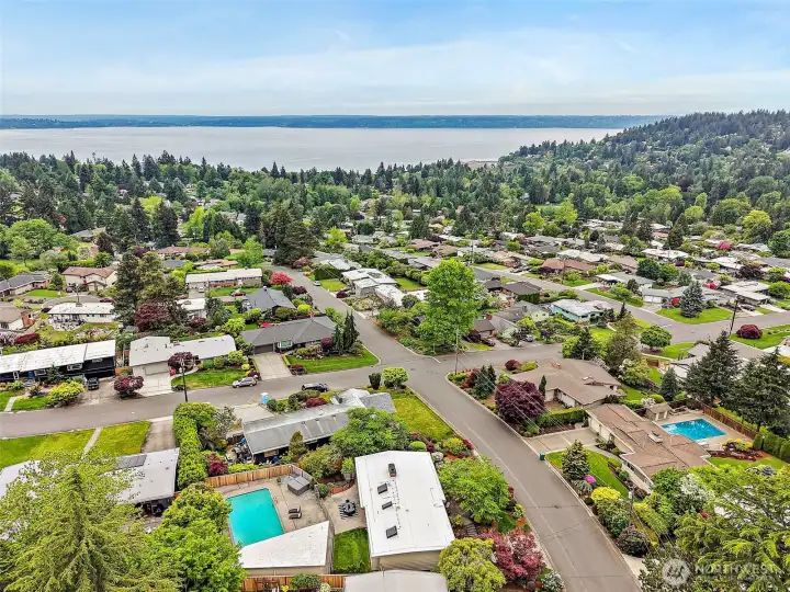 Prime Normandy Park location moments from parks, shopping, dining, and Sea-Tac Airport.