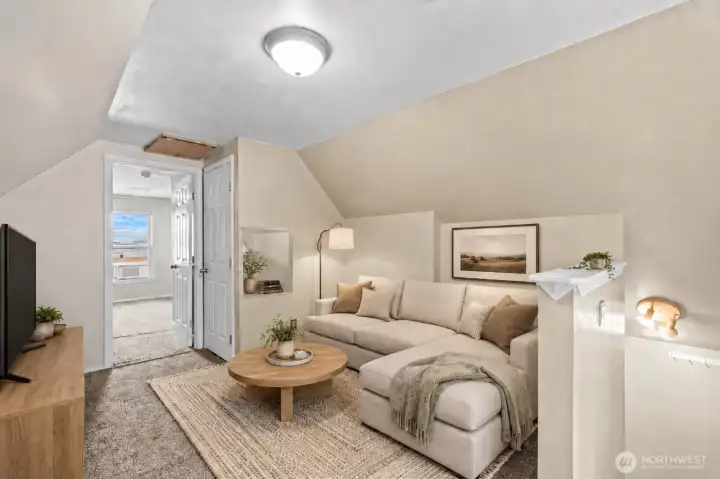 Upstairs Bonus Room