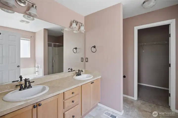 Primary bath & Walk-in closet