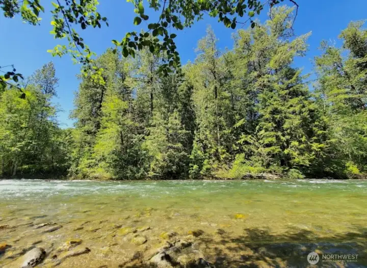Community riverfront access to Sauk River. Community riverfront access to Sauk River.
