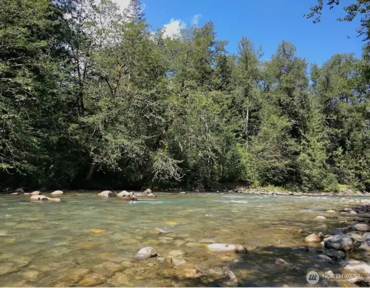 Community riverfront access to Sauk River. Community riverfront access to Sauk River.