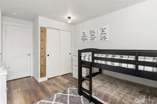Upstairs Bedroom 2
