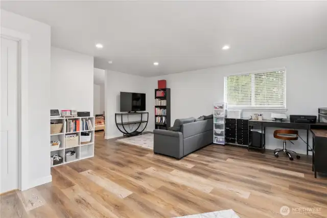 Huge Master room with a separate sitting are