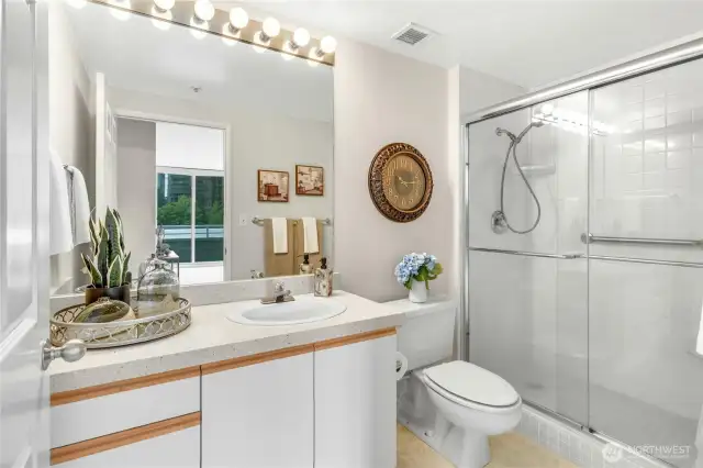 Second full bathroom off the living area.