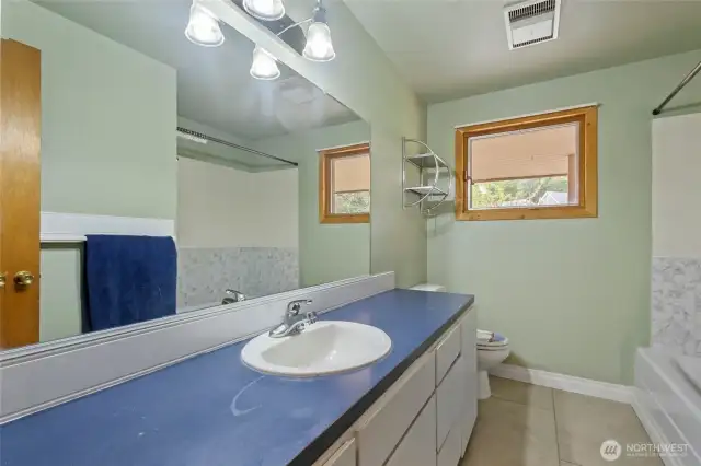 Hall Full Bathroom.