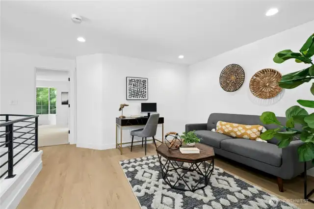 Upper level office/flex room between two spacious en suite bedrooms...