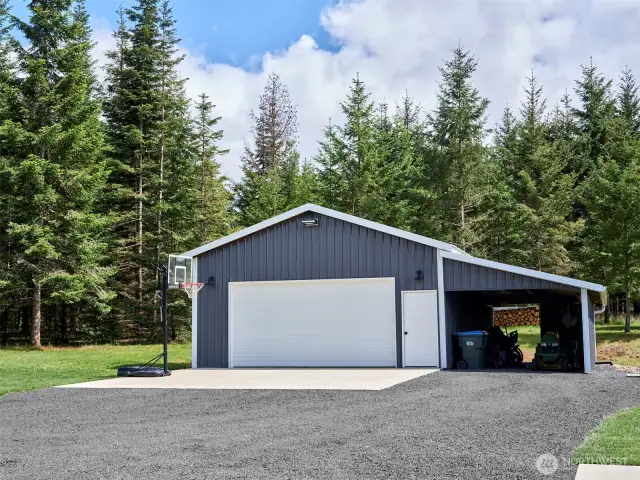 24' x 36' Shop w/Lean-to
